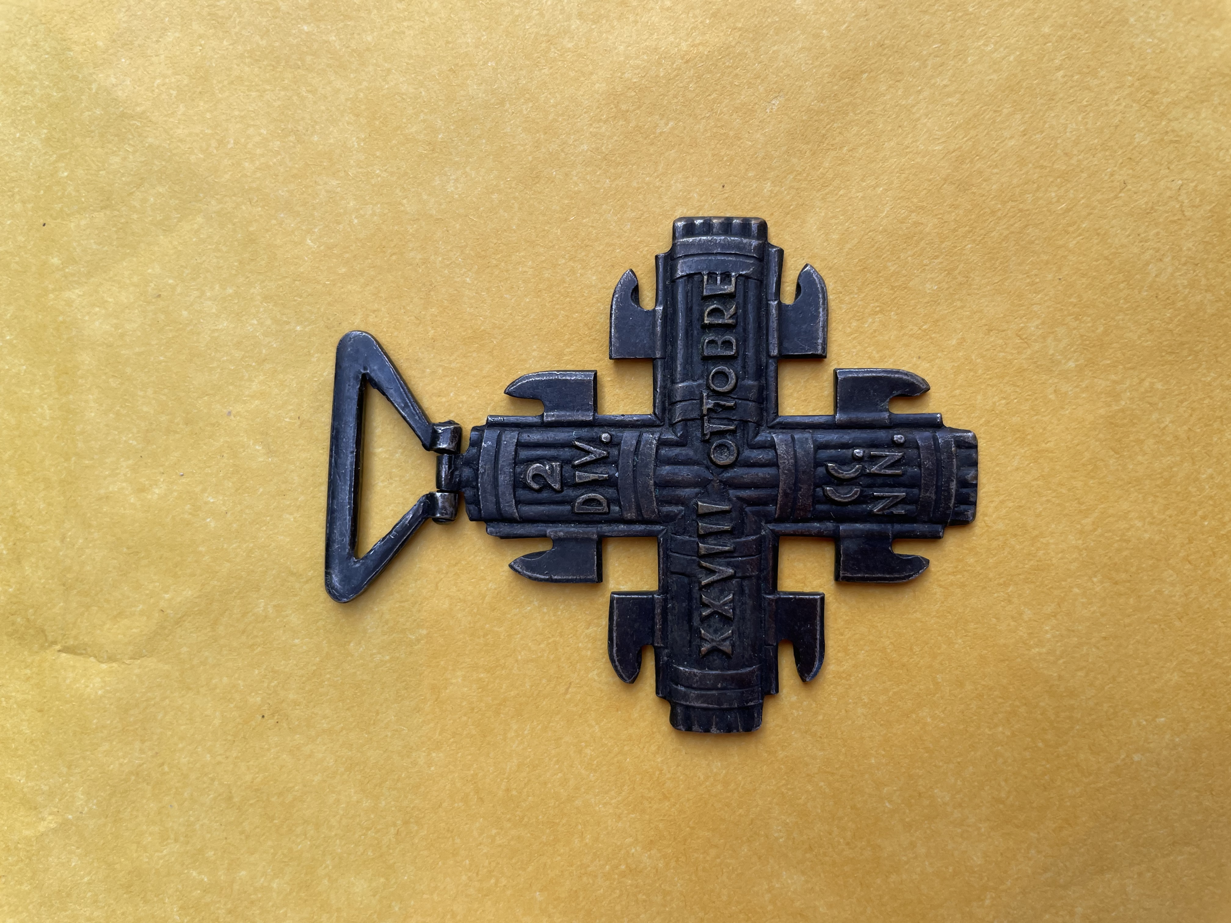 Medaglia commemorativa della 2� Divisione CC.NN. 